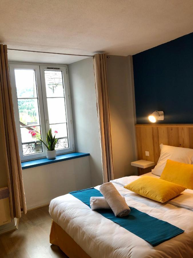Auberge Des Trois Rivieres Condat  外观 照片