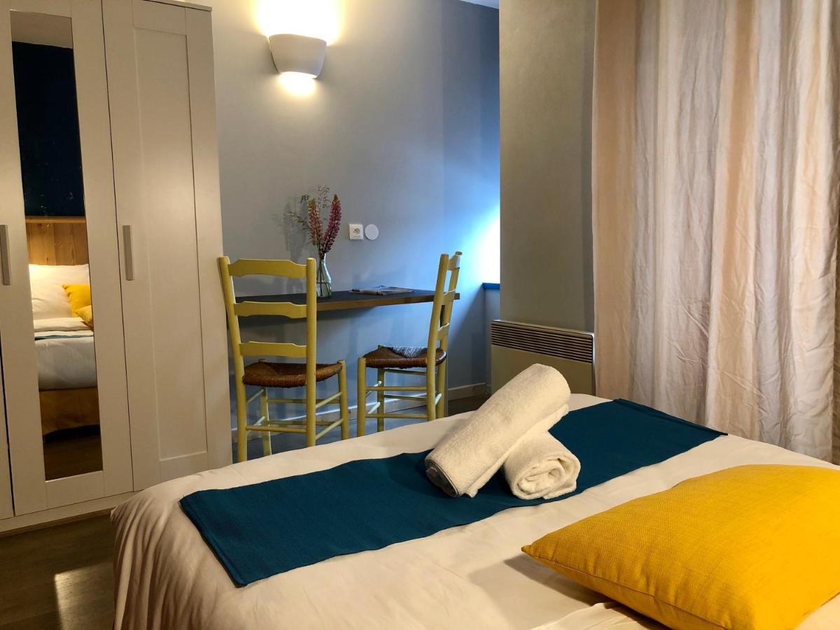 Auberge Des Trois Rivieres Condat  外观 照片